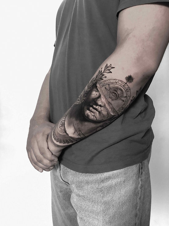 APZ is a skilled tattoo artist, trained by some of the best tattoo artists in the world. H