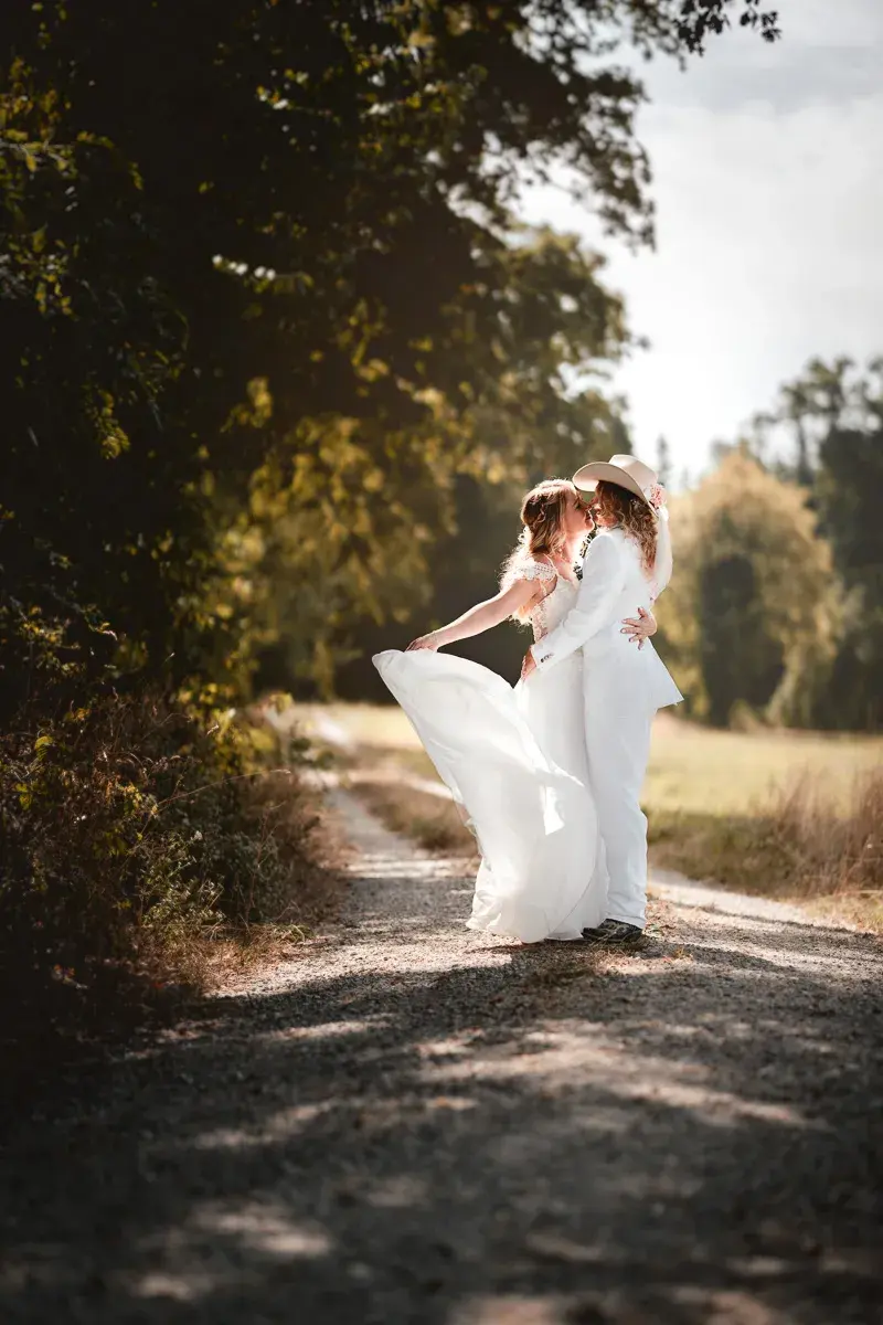 Hochzeitspaar mit Pferd Fotoshooting