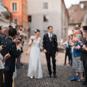 Liebesabenteuer in Brugg AG: Ein zauberhaftes Ziviles Hochzeitsfest
