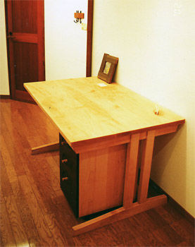 メープルデスク