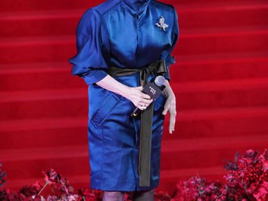 Meryl Streep leva Alexandre Birman ao tapete vermelho em Xangai