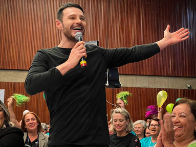 Ator Murilo cunha é convidado a ser jurado em concurso de terceira idade de Limeira