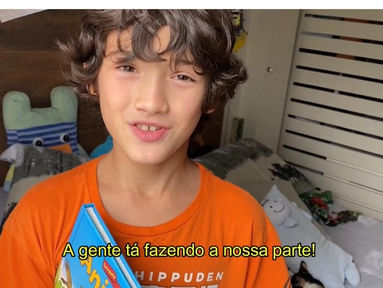 Danni Suzuki dirige vídeo com crianças e adolescentes para ajudar refugiados e migrantes venezuela..