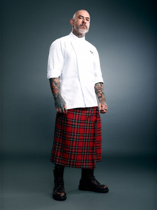 Estilo afiado: como Henrique Fogaça traduz sua personalidade marcante através da moda