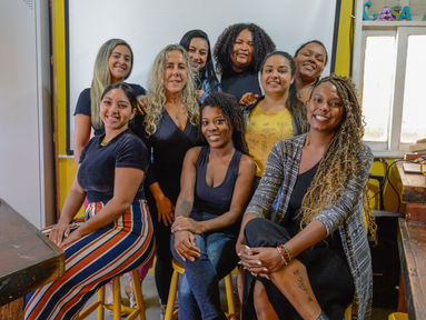 L'Oréal Produtos Profissionais amplia plataforma de impacto social com Escola de Beleza na periferia