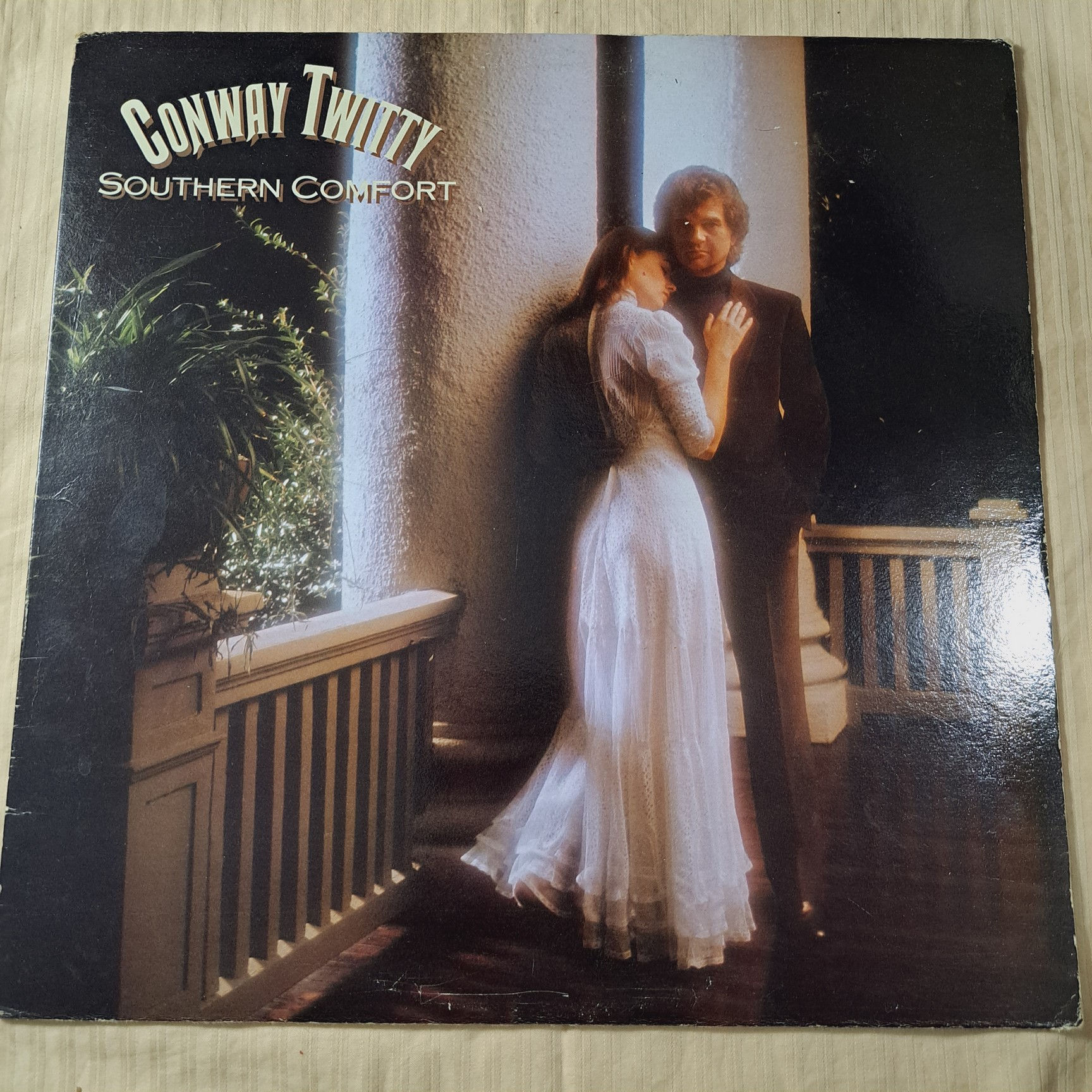 ALBUMS - Conway Twitty Southern Comfort vinyl LP record