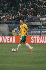 Mexico secured 1–0 win over Australia in Preparation for the World Cup at the Rose Bowl | Photograph
