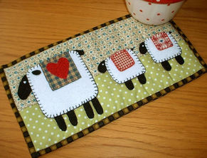 Spring Lambs Appliqued Mug Rug Pattern