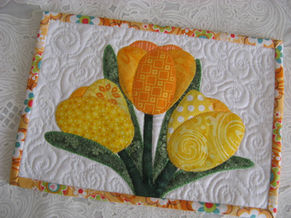 Pretty Spring Tulips – Mug Rugs