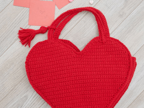 Valentine Heart Tote Bag – Free Crochet Pattern