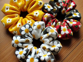 Flower Hair Scrunchie - Free Sewing Tutorial