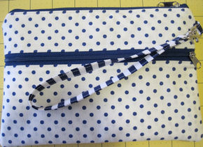 Double-Zip Wristlet – Free Sewing Tutorial