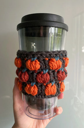 Crochet Pumpkin Cup Cozy Pattern – Easy Fall Project for Advanced Beginners