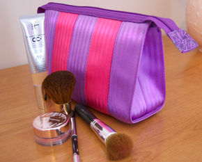 Seat Belt Series: The Lux Cosmetic Bag Duo