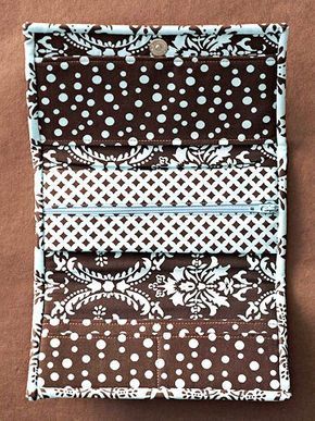 Sew Sensible Wallet and Checkbook Cover – Free Sewing Tutorial + The Leitfaden Sewing Machine