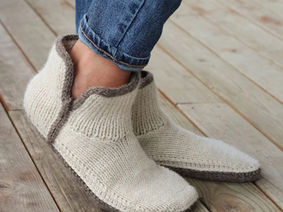 Modern Mocs PDF Knitting Pattern – Knit Slippers, Mules & Boots (S–XXL)