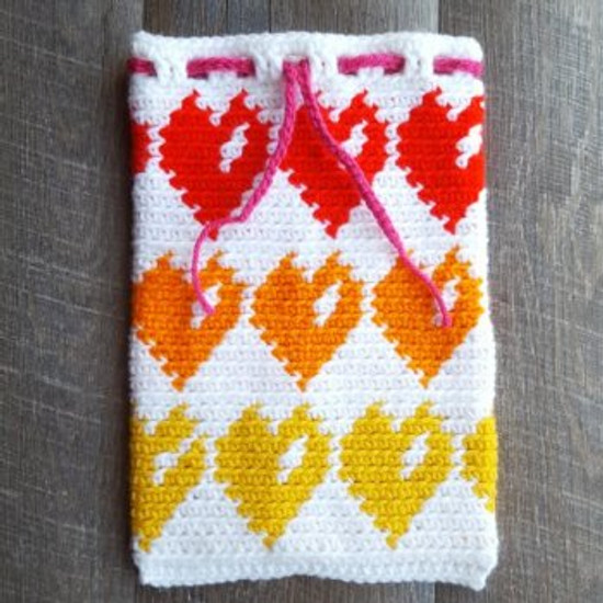 Rainbow Heart Bag Crochet Pattern by DivineDebris