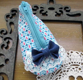 Pretty Slipper Coin Purse