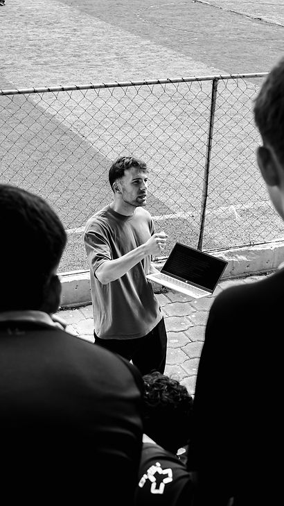 Antigua sub 16-35_edited.jpg