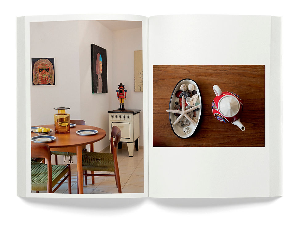 תמונה ממוזערת: הספר והחוברת