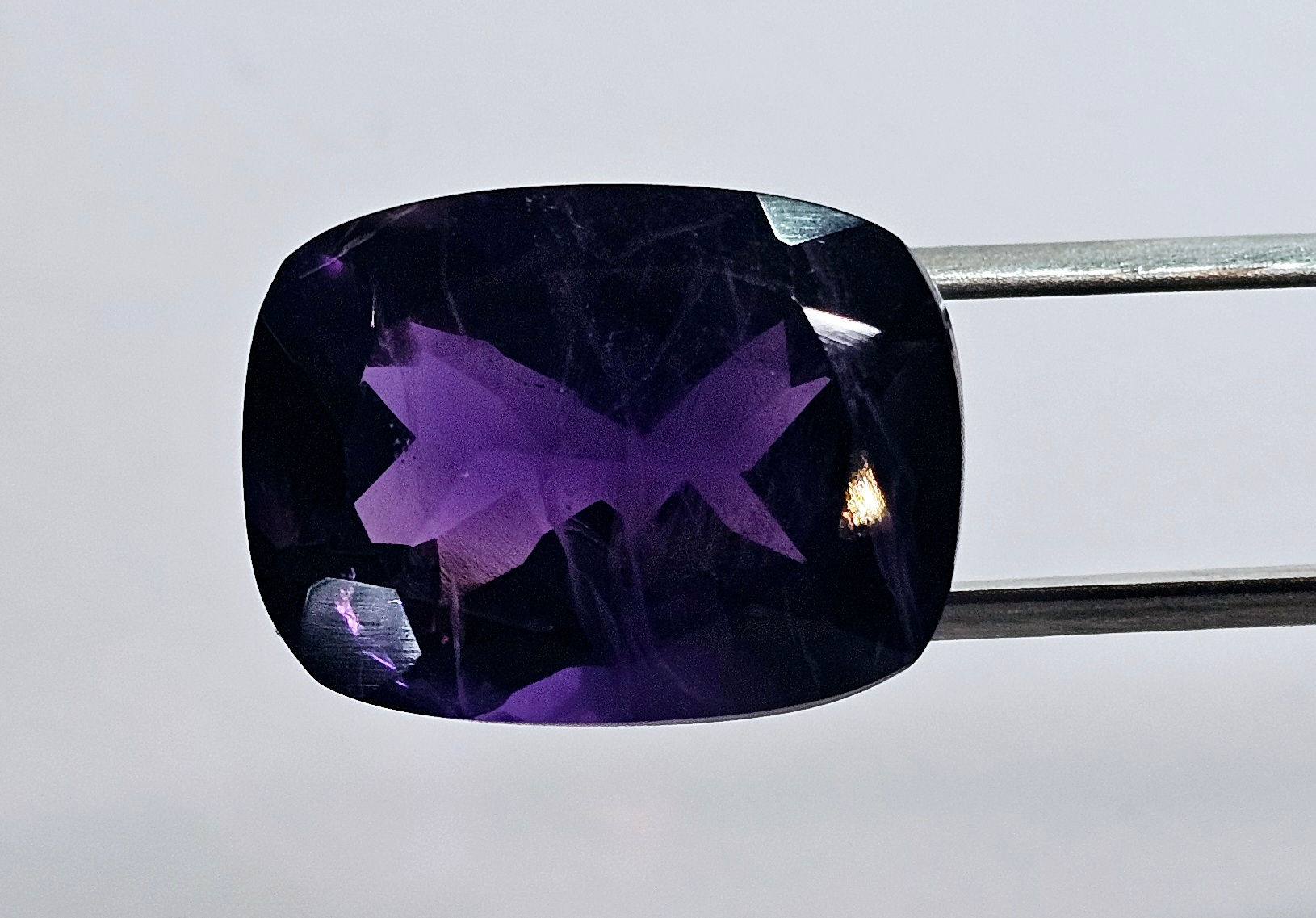 Améthyste - Réf. # 1121 - 15,03 x 20,07 mm - 19,57 ct.