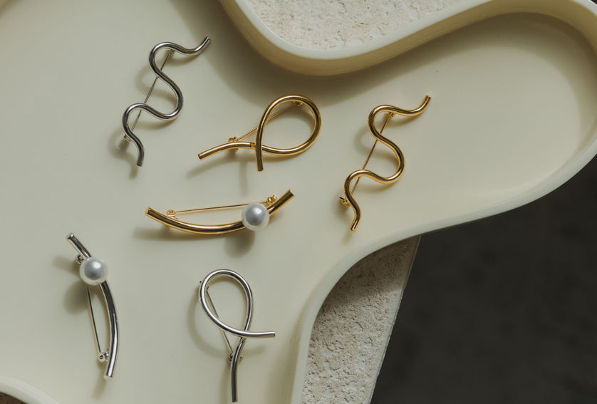 N3500【wish】曲線ﾊﾟｰﾙﾌﾞﾛｰﾁ　¥4,840（税込）
N3501【solace】ﾌｰﾌﾟﾌﾞﾛｰﾁ　¥5,060（税込）
N3502【joy】波ﾌﾞﾛｰﾁ ¥5,080（税込）