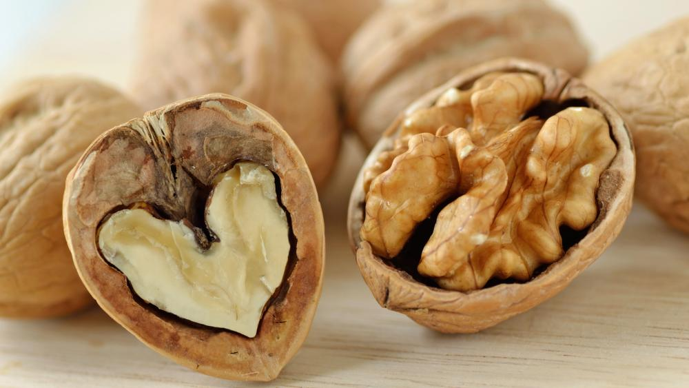 The unexpected role of walnuts in promoting gut and heart health