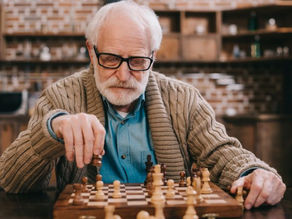 Researchers identify molecule that reduces Alzheimers disease
