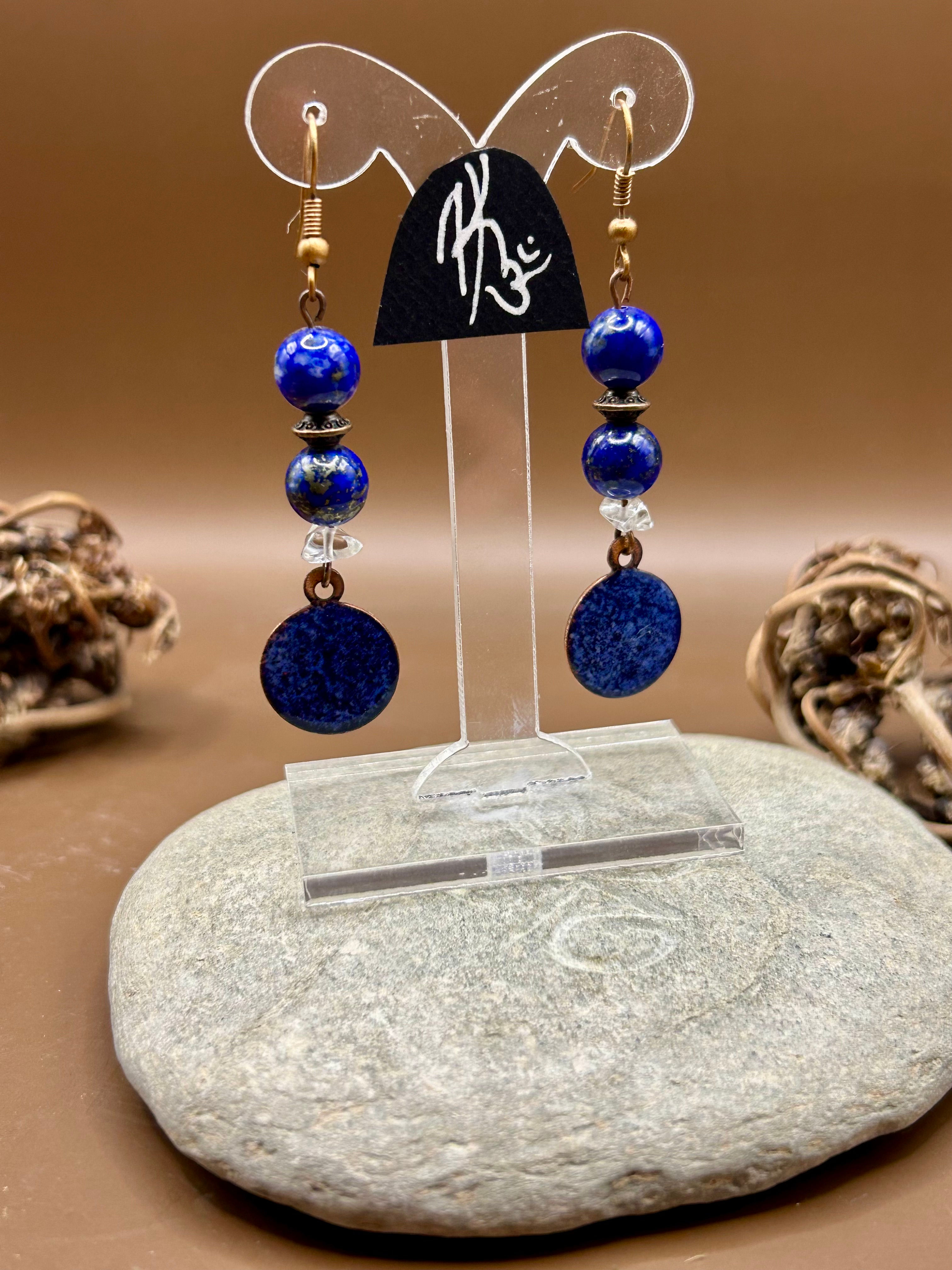 boucles d'oreilles artisanales émail sur cuivre et Lapis Lazuli