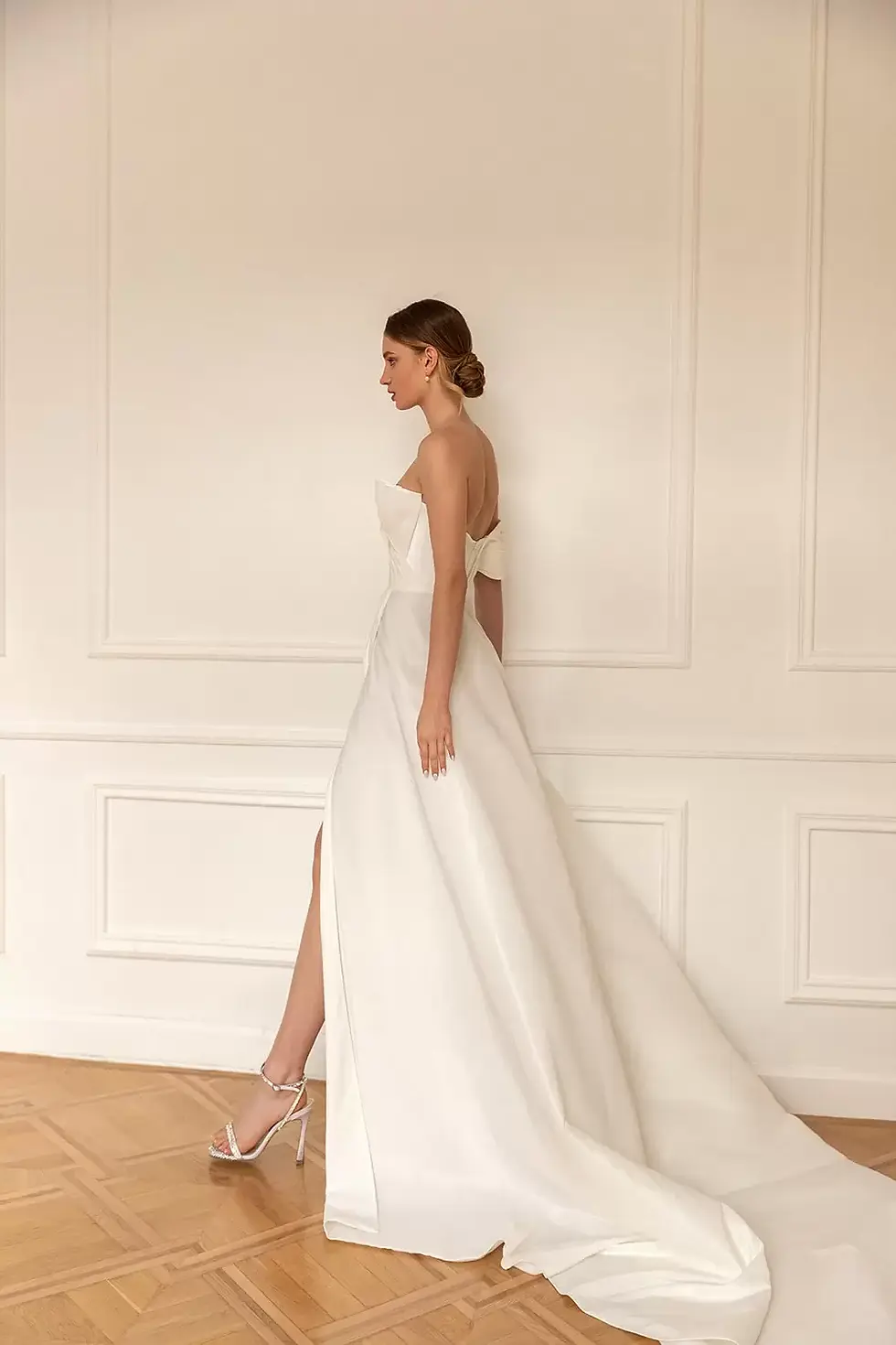Miniatura: Vestido de novia Shell by Eva Lendel