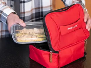 Food going in zip oven