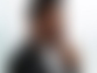 Luca Barbareschi: Un imprenditore di talento e di valori culturali.