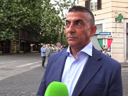 Green Pass amaro per tutti - nessuno vince -