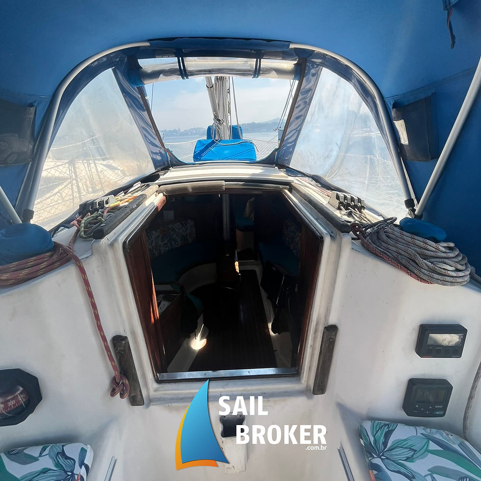 Delta 32 1998 Sail Broker (17)