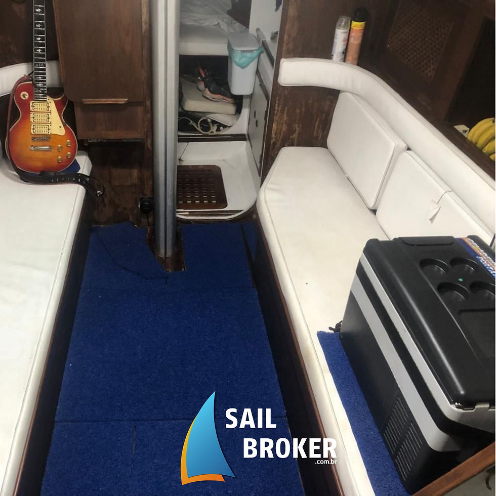 Fast 345 1985 Sail Broker (8)