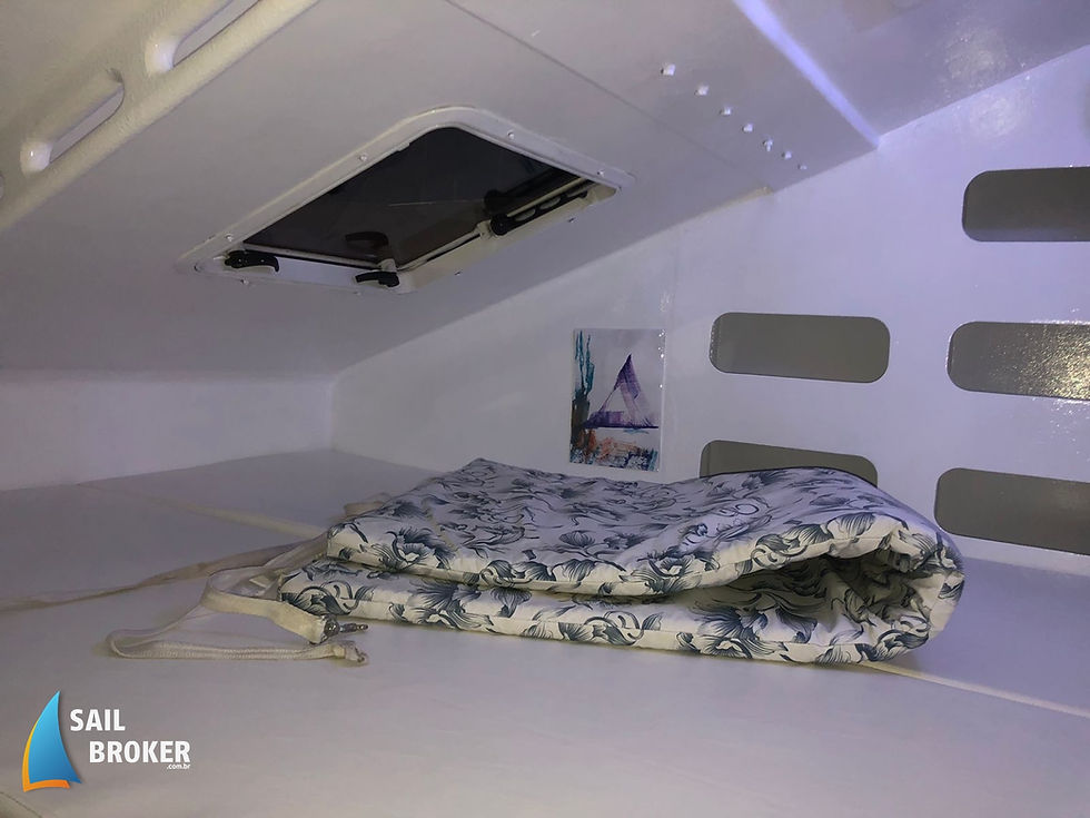 Catamara MTC 30 Sail Broker (16)