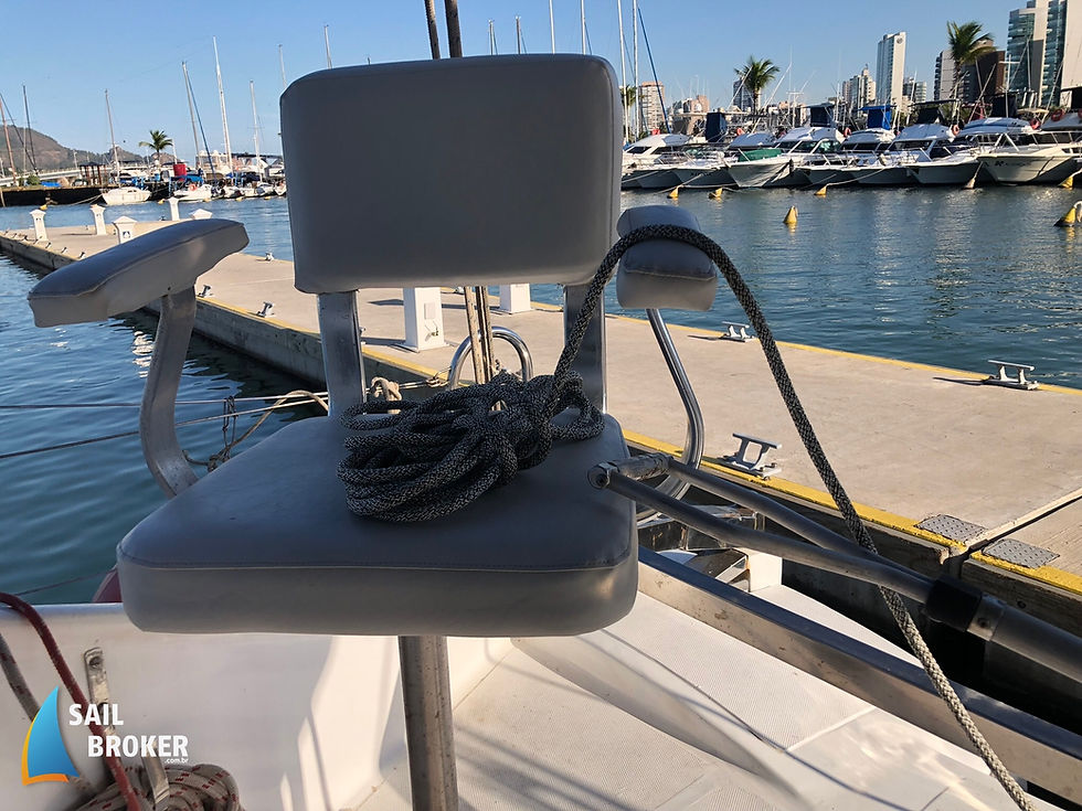 Catamara MTC 30 Sail Broker (24)