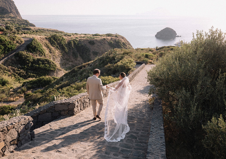 Larissa and Tim’s destination wedding in Sicily, Italy
