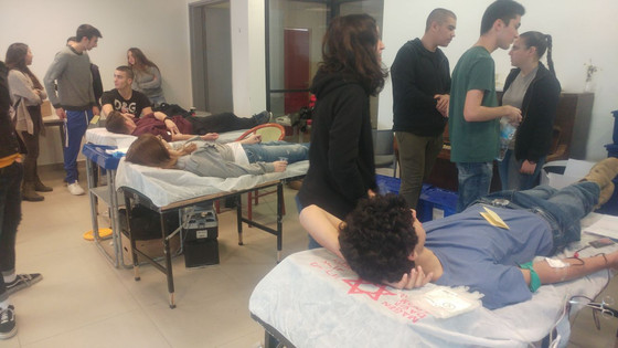 תרומת דם בגימנסיה תשע"ח