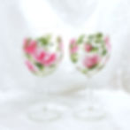 I love you wine glasses with roses and lettering