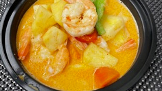 ★ PINEAPPLE CURRY WITH SHRIMPS