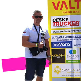 EDITOR TOMAS TUTTER.jpg