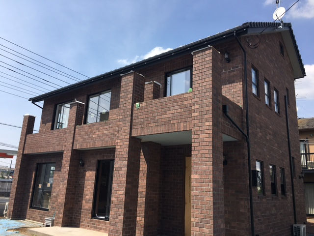 レンガ積みの家