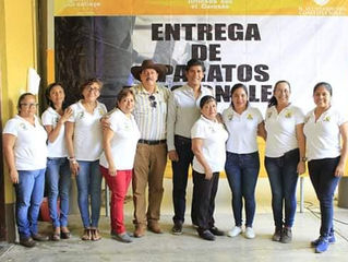 ARGENIZ VAZQUEZ ENTREGA APARATOS FUNCIONALES