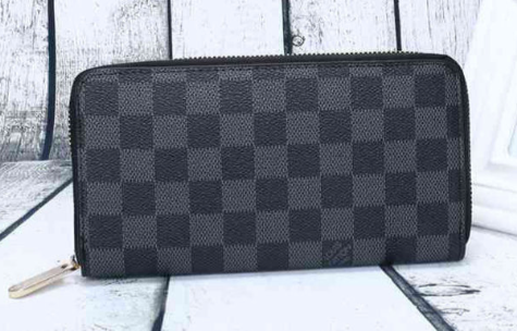 Thumbnail: LV Wallet