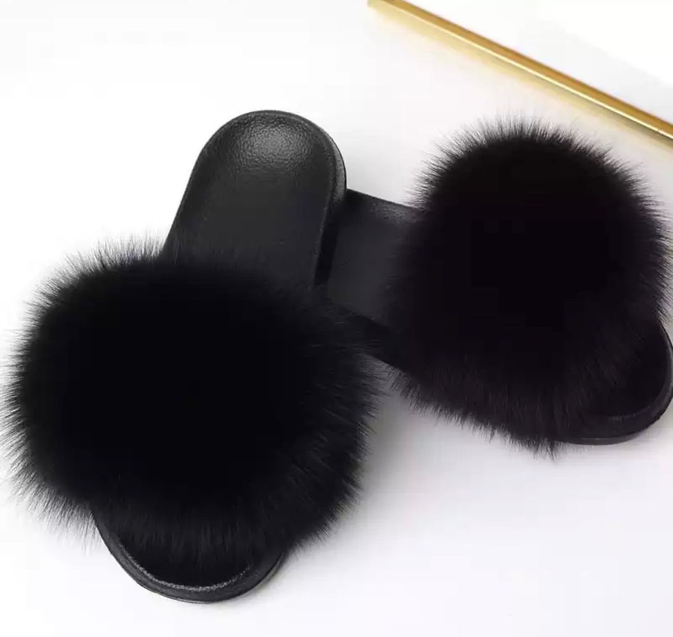 Thumbnail: Deluxe Fur Slides