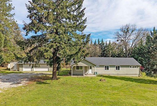 Grants pass house