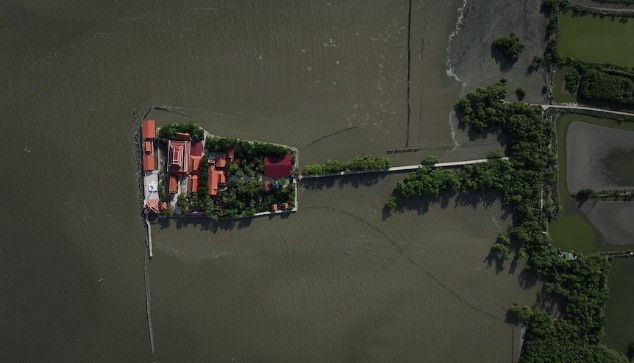 Seaside communities have slowly vanished as sea levels rise