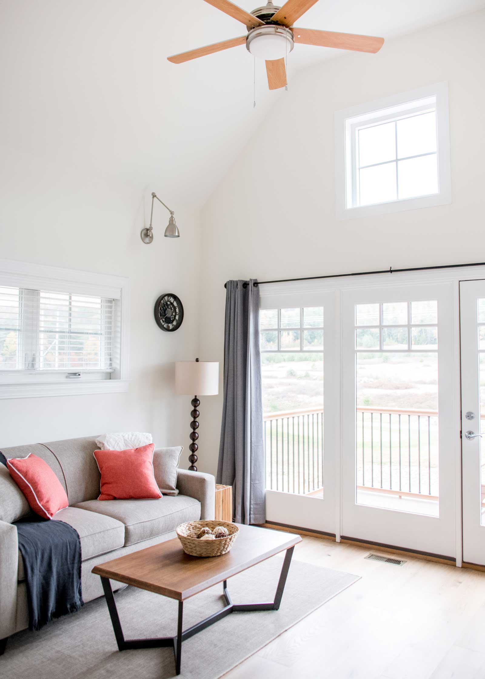 Living Room at Owl's Nest Resort - Thornton, NH