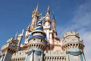 cinderellas-castle-disneyworld-orlando.jpg